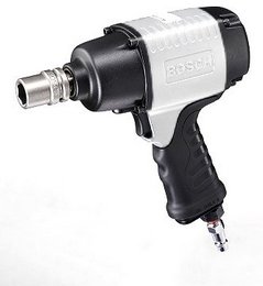 3/4" impact wrench, torque adjustable in three stages.